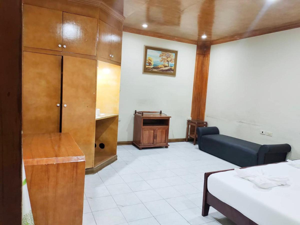 Parkview Hotel Cagayan de Oro Esterno foto