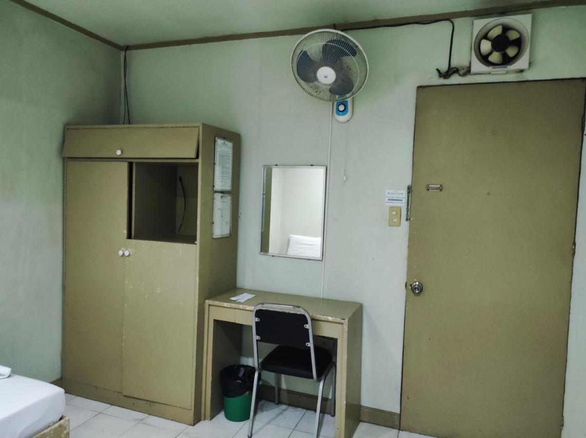 Parkview Hotel Cagayan de Oro Esterno foto